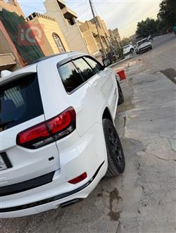 جيب جراند شيروكي